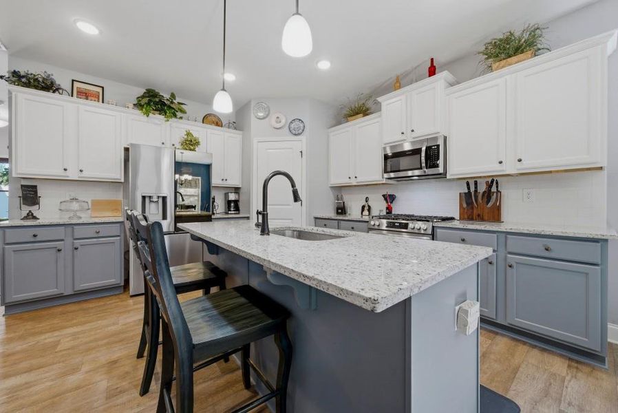 Furnished interior view inside a new home in , Villa Rica (Image 11).