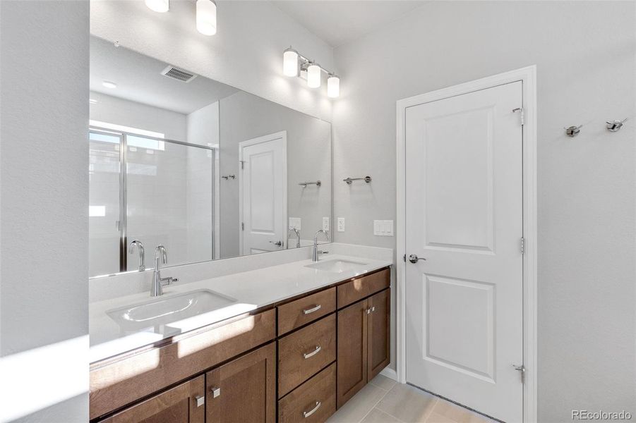 Furnished interior view inside a new home in The Legacy Collection at Talon Pointe, Thornton (Image 5).