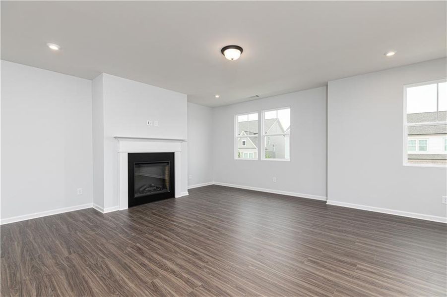 Spacious, unfurnished interior of a new home in Madison at Buice Lake, Acworth (Image 22). Spacious, unfurnished interior of a new home in Madison at Buice Lake, Acworth (Image 22).