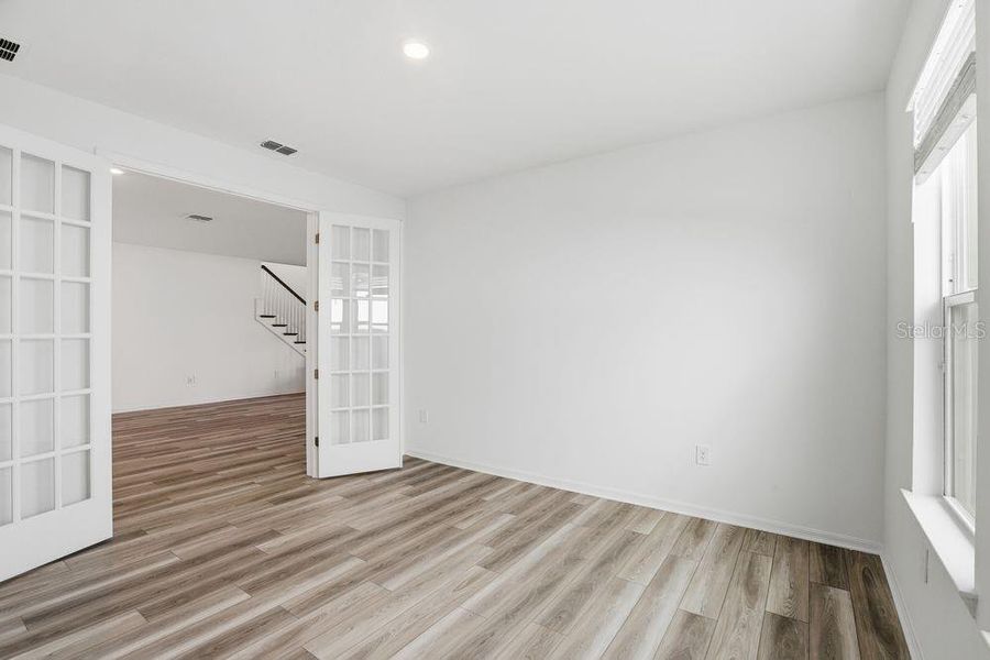 Spacious, unfurnished interior of a new home in Center Lake Ranch Community Group Page, St. Cloud (Image 23).