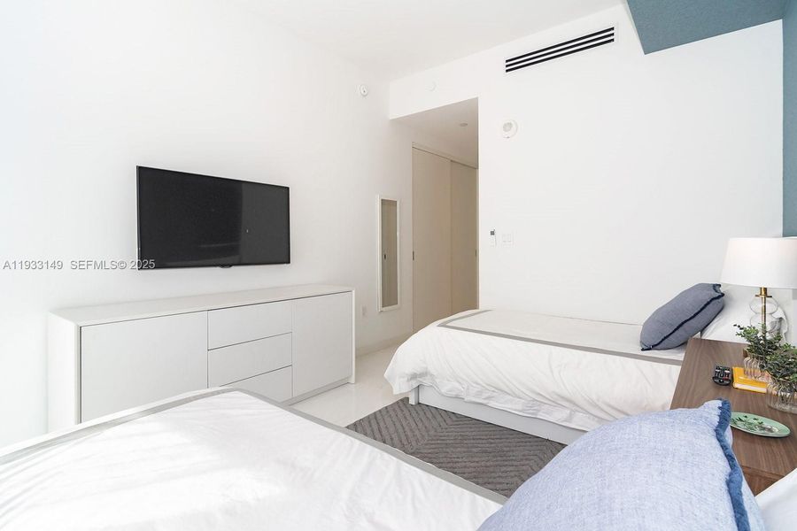 Furnished interior view inside a new home in , Miami (Image 41).