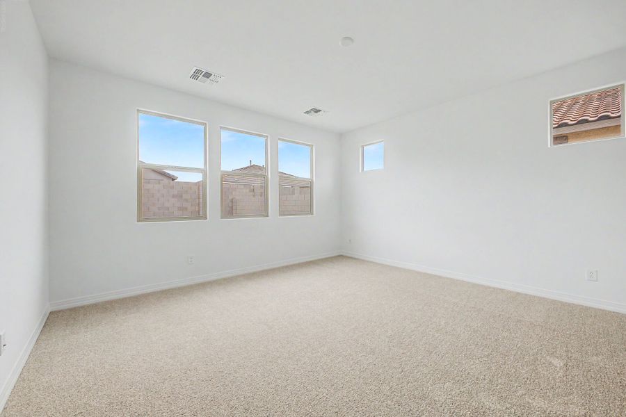 Spacious, unfurnished interior of a new home in Tierra Vistoso, Surprise (Image 9). Spacious, unfurnished interior of a new home in Tierra Vistoso, Surprise (Image 9).