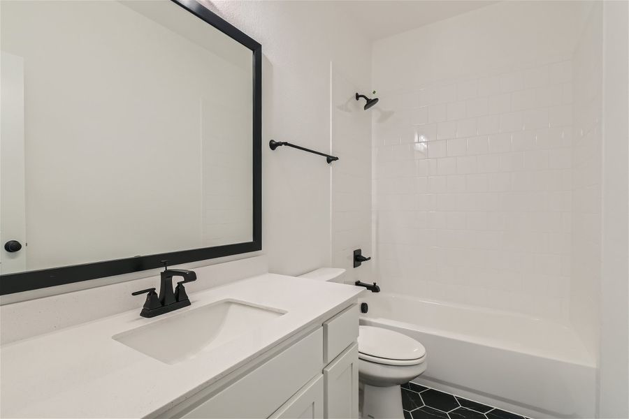 Plan 1532 Secondary Bathroom Representative Photo Plan 1532 Secondary Bathroom Representative Photo