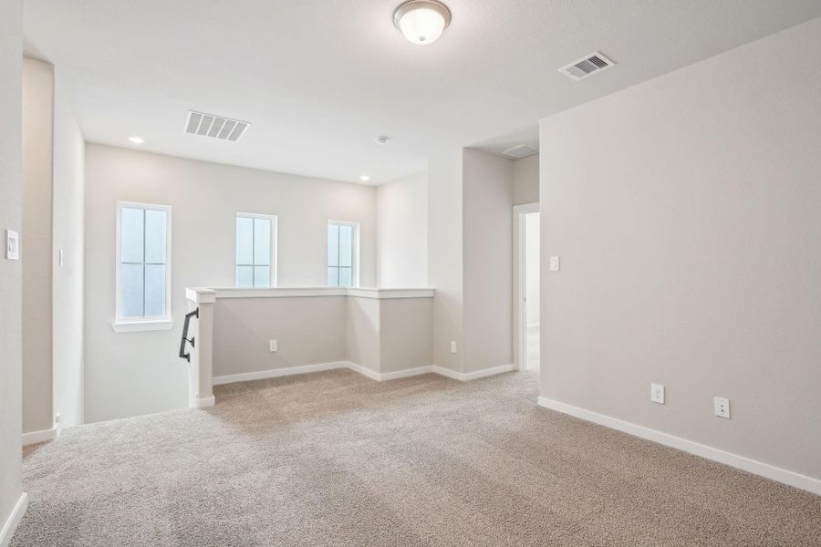 Spacious, unfurnished interior of a new home in Kemah Crossing - City Series, Kemah (Image 43). Spacious, unfurnished interior of a new home in Kemah Crossing - City Series, Kemah (Image 43).