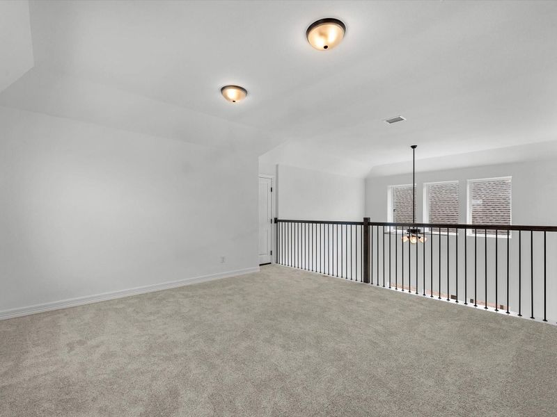 Spacious, unfurnished interior of a new home in Wildrye, Waller (Image 17).