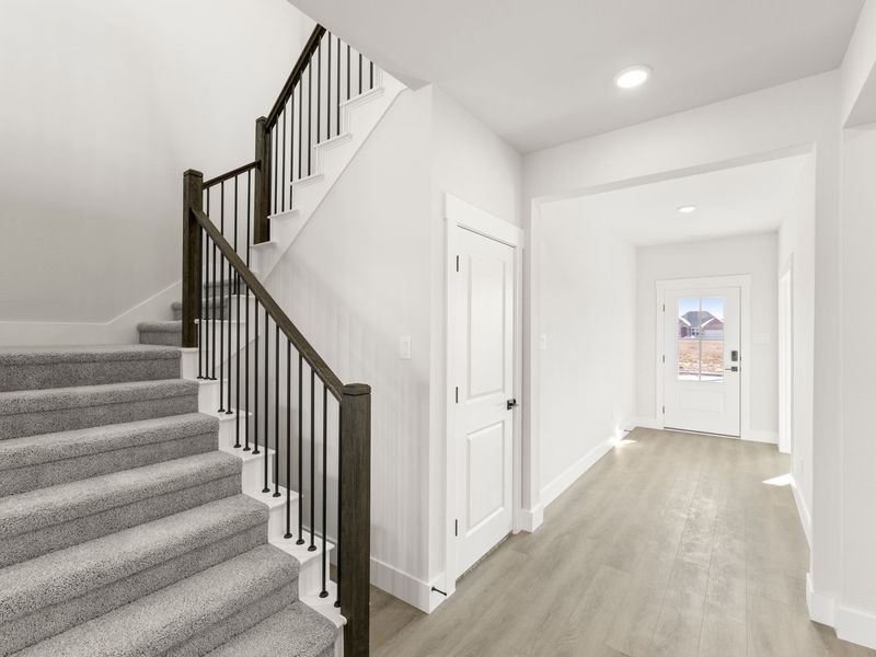 Spacious, unfurnished interior of a new home in Waverly Estates, Josephine (Image 13).