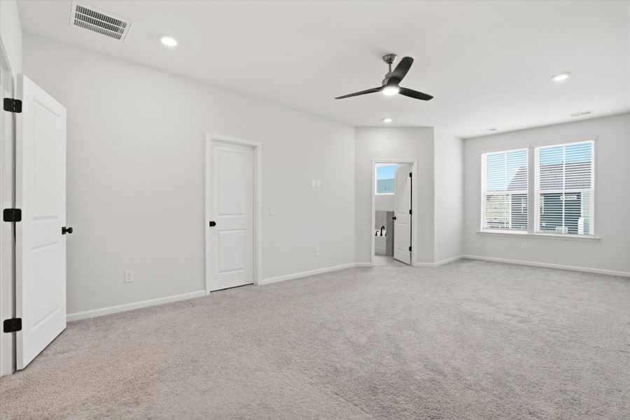 Spacious, unfurnished interior of a new home in , Moncks Corner (Image 26). Spacious, unfurnished interior of a new home in , Moncks Corner (Image 26).
