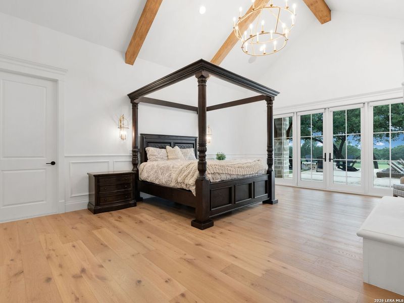 Furnished interior view inside a new home in , Boerne (Image 16).