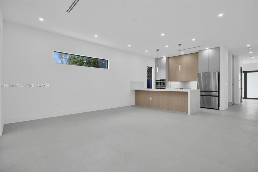 Image 36 of a home in .