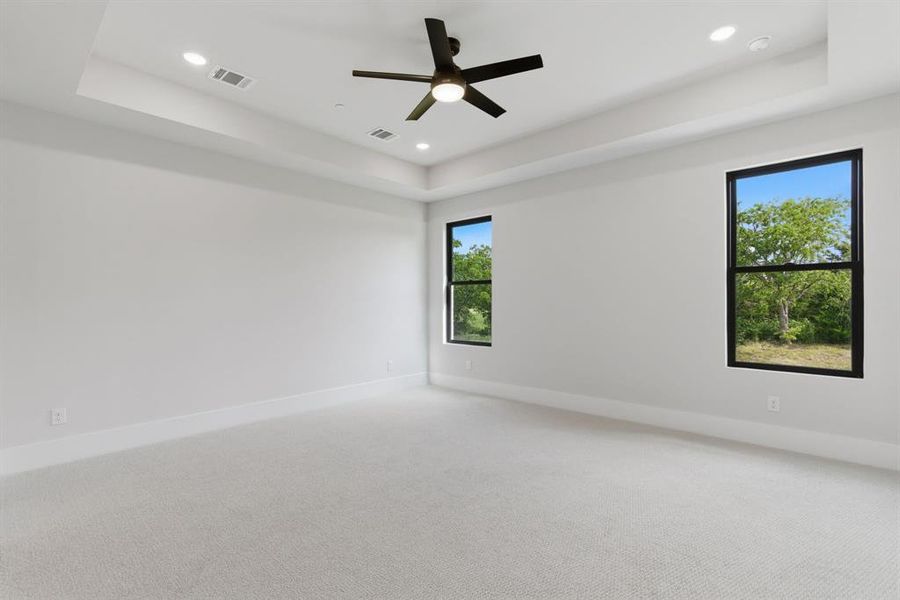 Spacious, unfurnished interior of a new home in , Northlake (Image 34).