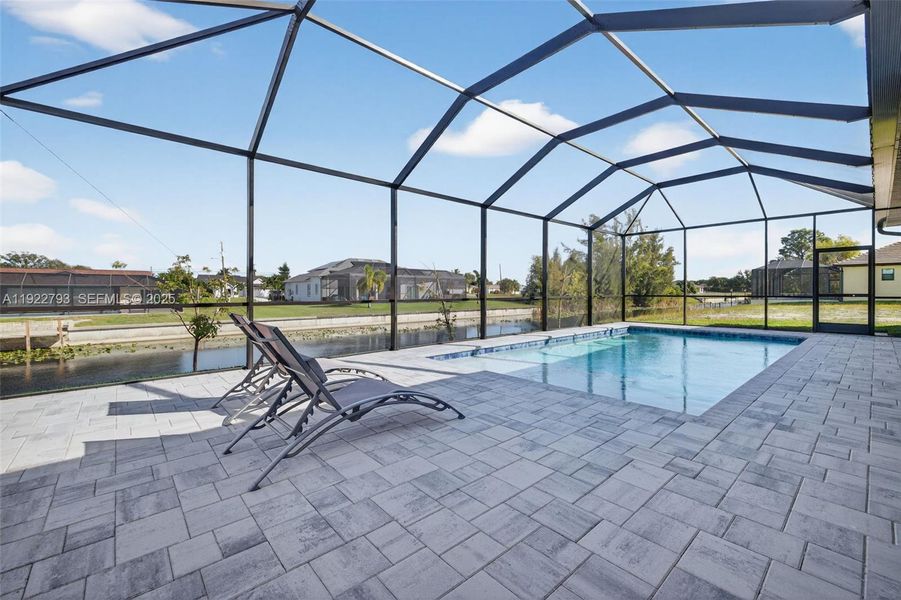 Exterior details and patio area of a home in , Cape Coral (Image 24).