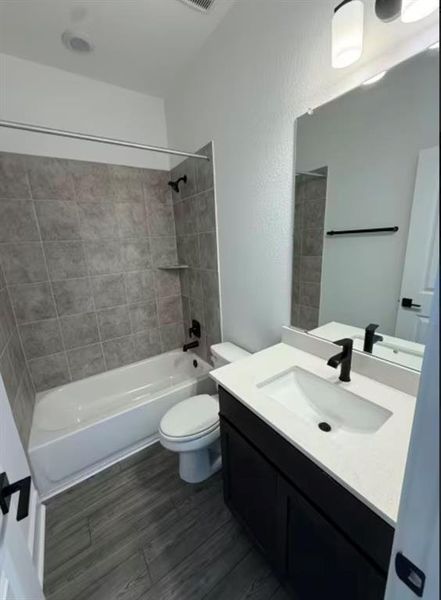 Furnished interior view inside a new home in Sage Collection – Freedom at Anthem, Kyle (Image 4).