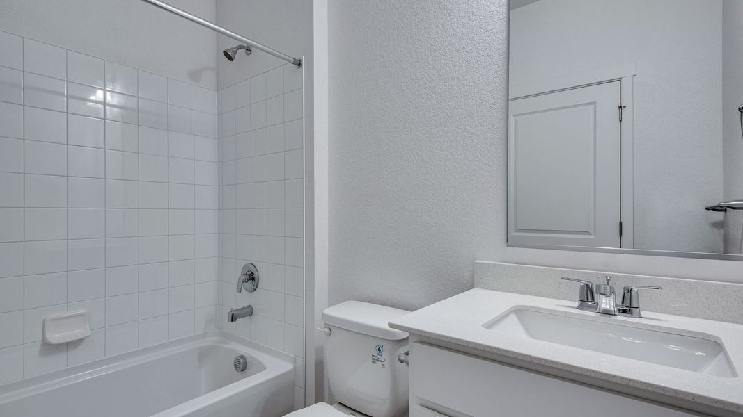 Furnished interior view inside a new home in Silver Peaks, Lochbuie (Image 9). Furnished interior view inside a new home in Silver Peaks, Lochbuie (Image 9).