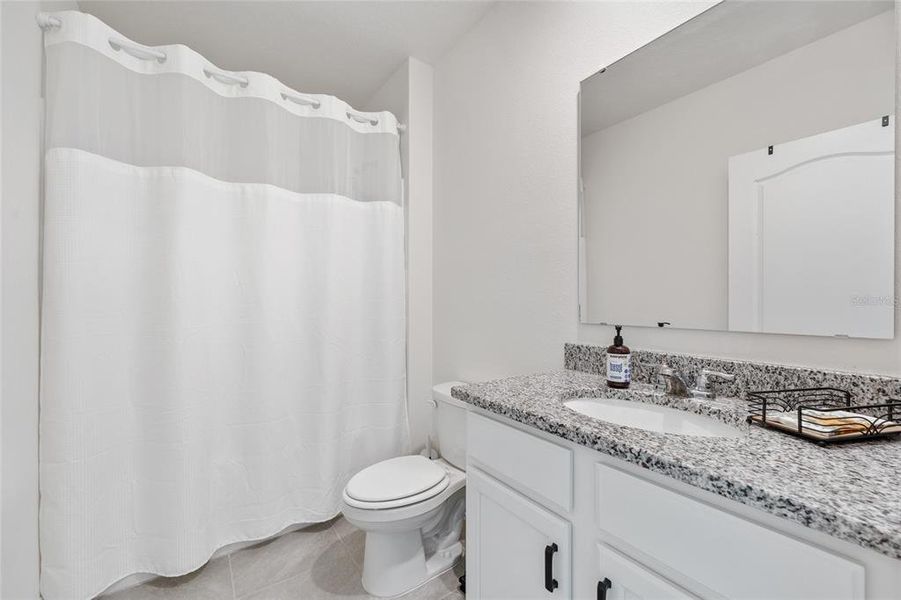 Furnished interior view inside a new home in Oak Pointe, Apopka (Image 8).
