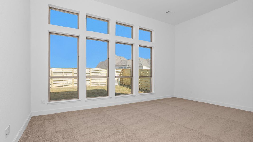 Spacious, unfurnished interior of a new home in Austin Point 60', Richmond (Image 11).