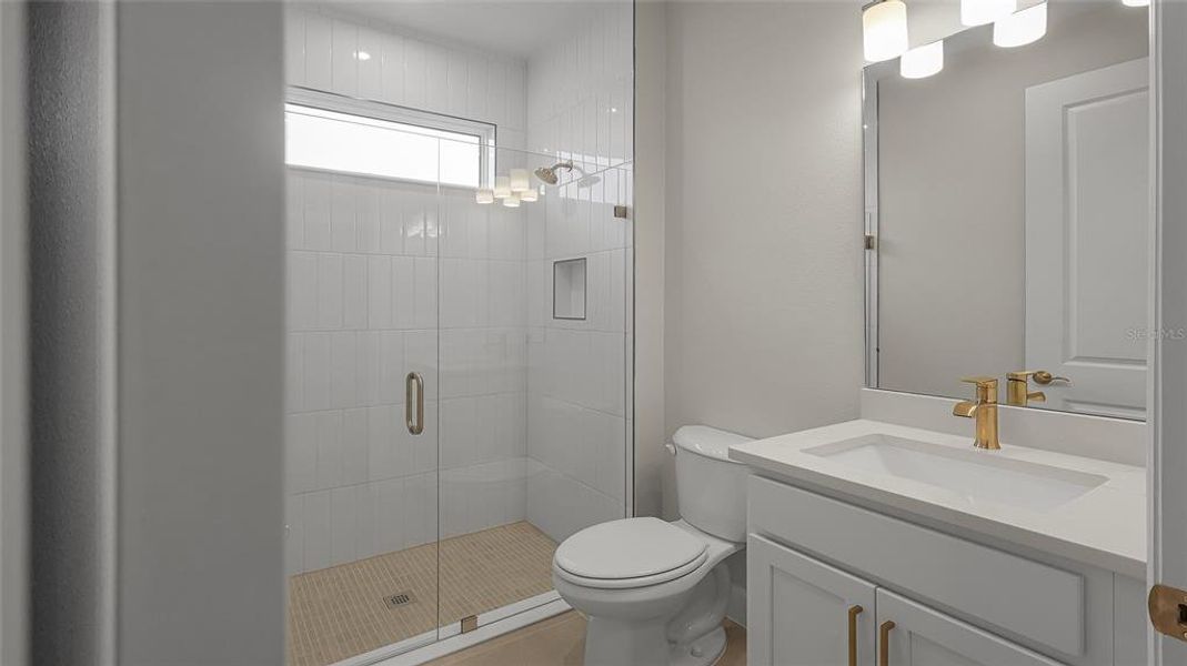 Furnished interior view inside a new home in Cresswind at Lake Harris, Tavares (Image 15).