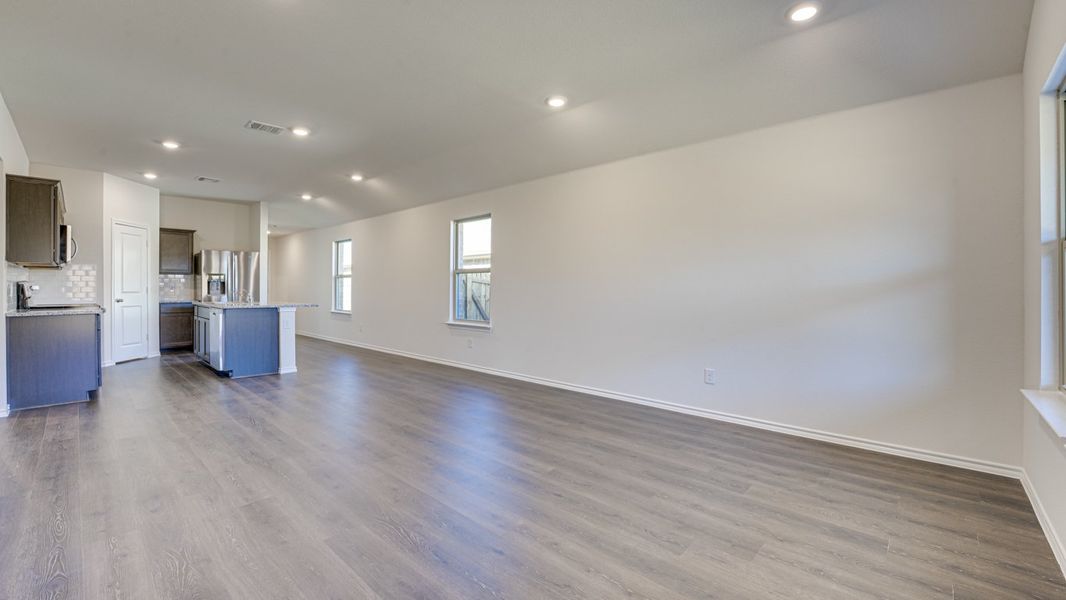 Spacious, unfurnished interior of a new home in Blackhawk, Tucson (Image 15). Spacious, unfurnished interior of a new home in Blackhawk, Tucson (Image 15).