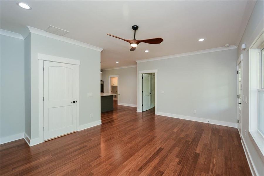 Spacious, unfurnished interior of a new home in , Ellijay (Image 15).
