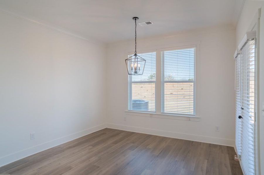 Spacious, unfurnished interior of a new home in Magnolia Ridge, Monroe (Image 37).