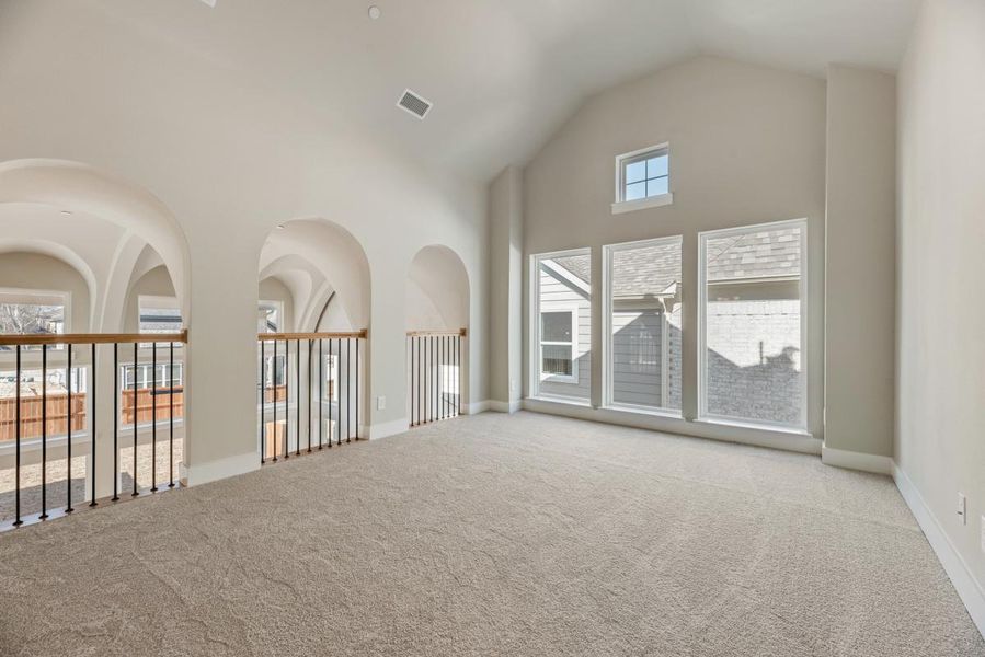 Spacious, unfurnished interior of a new home in Providence Cove, McKinney (Image 21).