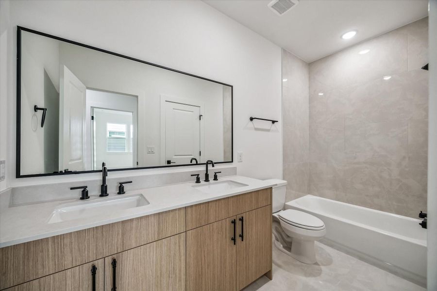 Furnished interior view inside a new home in , Houston (Image 12).