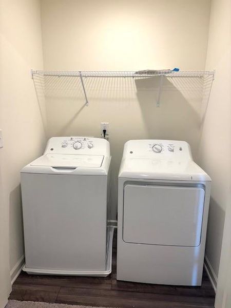 Close-up of interior finishes inside a home in Chestnut Grove, Douglasville (Image 6).