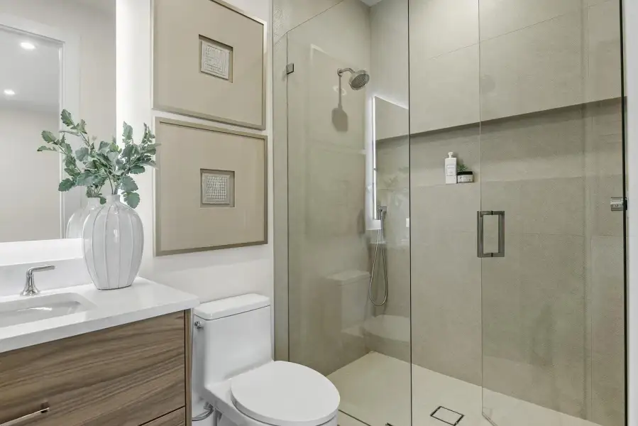 047-059-2856 NE 26th St-1499x1000