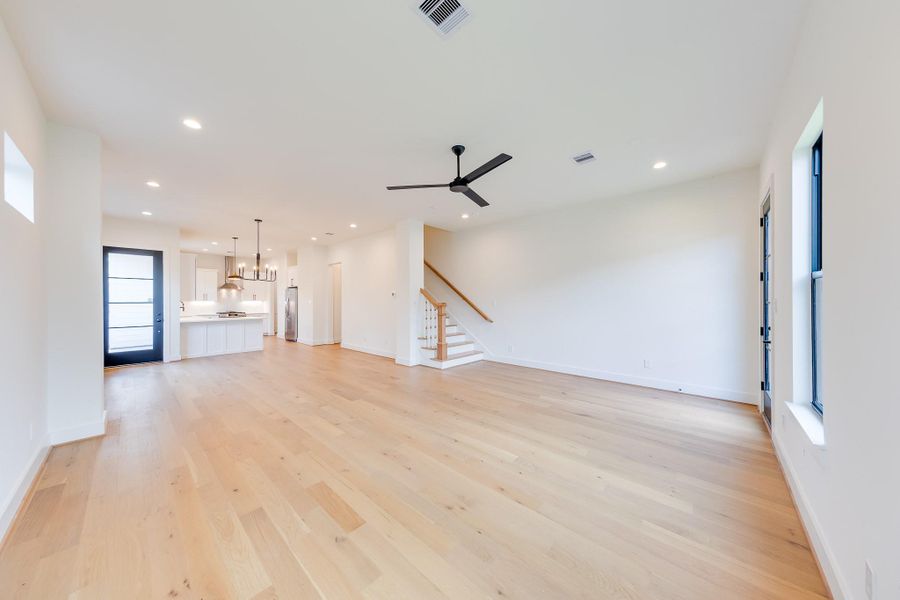 Spacious, unfurnished interior of a new home in , Houston (Image 22).