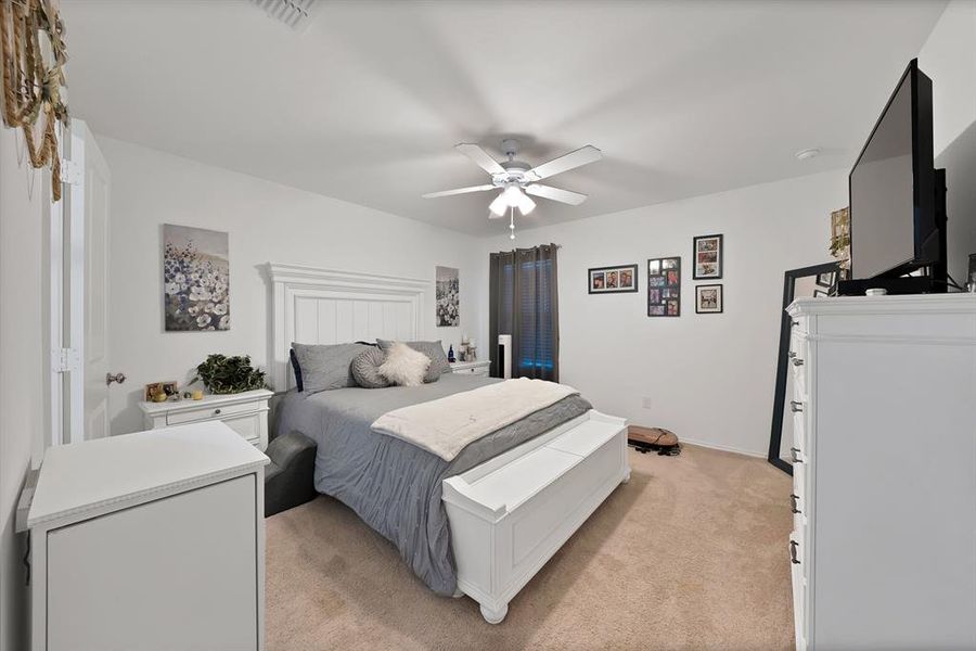 Furnished interior view inside a new home in Bridgewater: Cottage Collection, Princeton (Image 14). Furnished interior view inside a new home in Bridgewater: Cottage Collection, Princeton (Image 14).