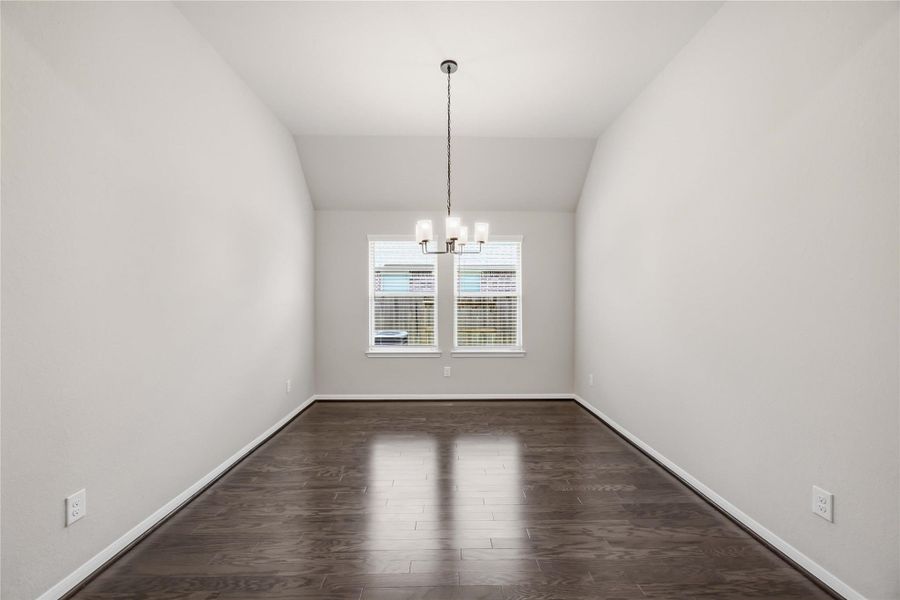 Spacious, unfurnished interior of a new home in Lakes of Champion's Estates, Mont Belvieu (Image 21). Spacious, unfurnished interior of a new home in Lakes of Champion's Estates, Mont Belvieu (Image 21).