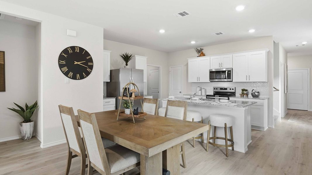 Representative furnished interior of a home built from the HANNA by D.R. Horton in Blaire Lake, Tyler (Image 13). Representative furnished interior of a home built from the HANNA by D.R. Horton in Blaire Lake, Tyler (Image 13).