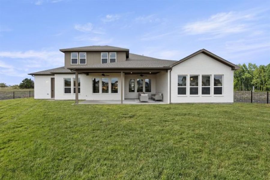Representative exterior details of a home built from the Tahiti by Stonefield Homes in Heath Golf and Yacht Club, Rockwall (Image 4).