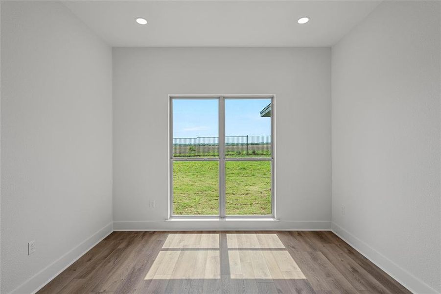Spacious, unfurnished interior of a new home in , Hewitt (Image 28).