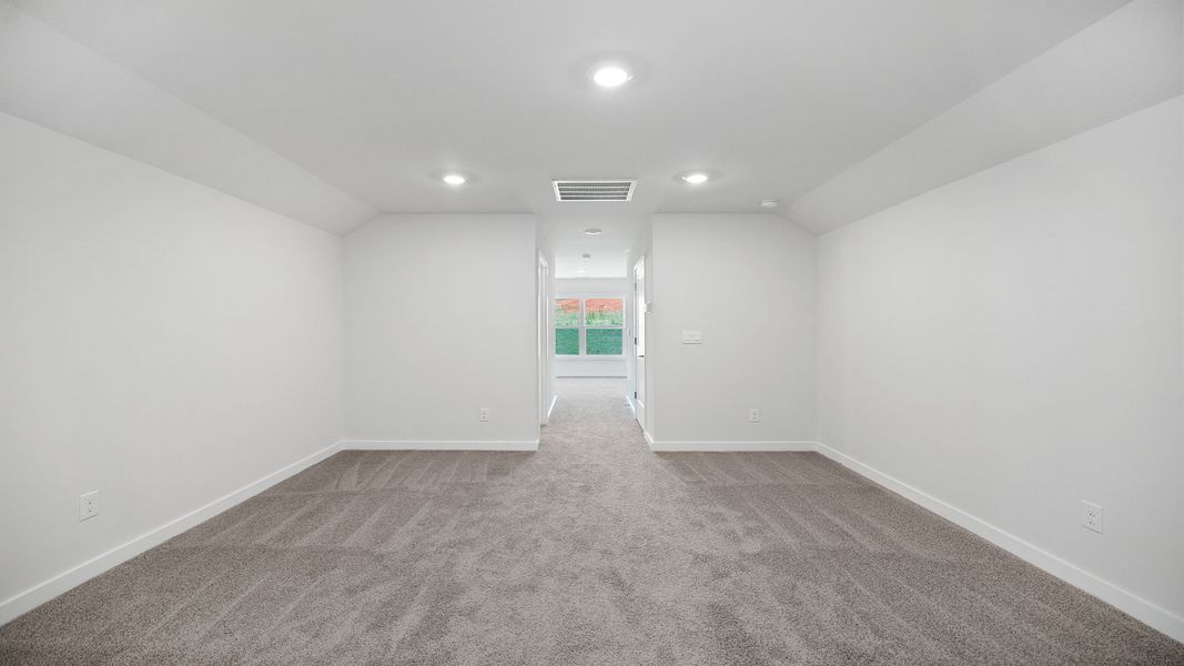 Spacious, unfurnished interior of a new home in Whitehawk Meadows, Travelers Rest (Image 20).