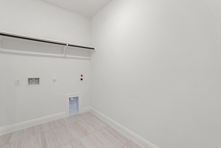 Spacious, unfurnished interior of a new home in Sage Hollow, Kyle (Image 20). Spacious, unfurnished interior of a new home in Sage Hollow, Kyle (Image 20).