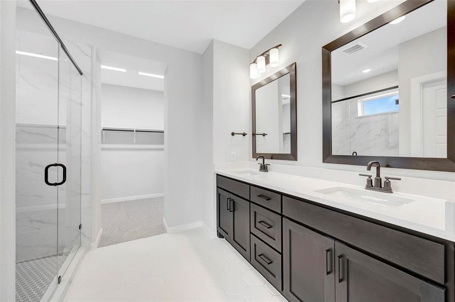 Furnished interior view inside a new home in Painted Tree Woodland West – Cottages, McKinney (Image 14).