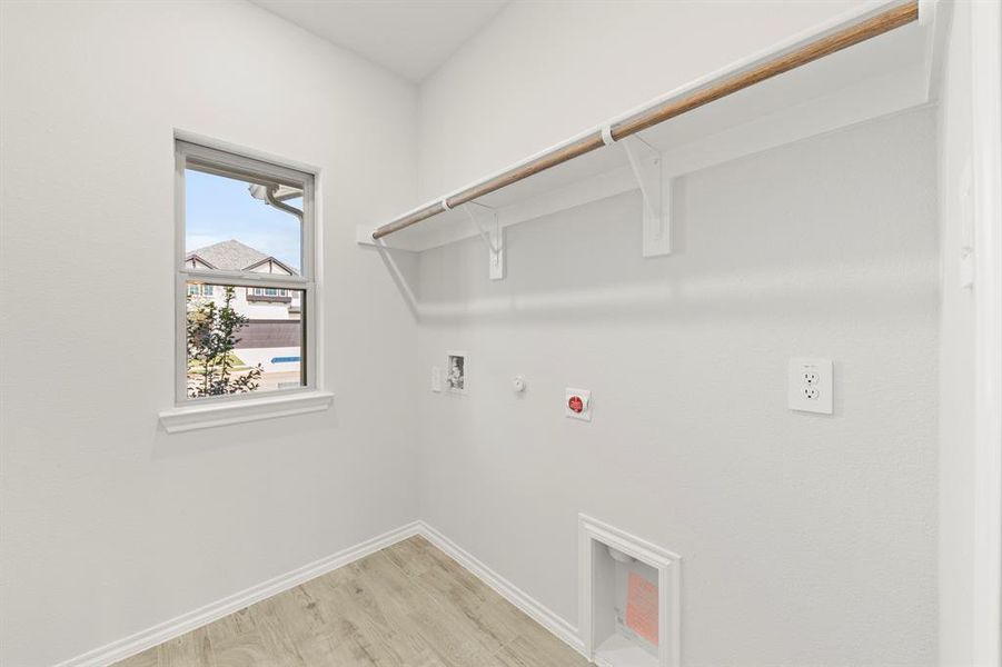 04. 1733 Meadow Crest - Utility