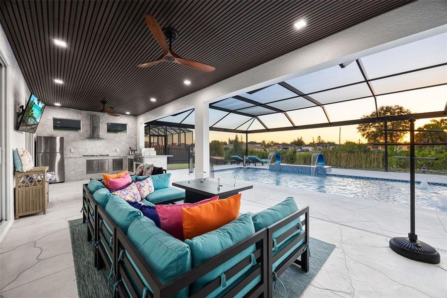 Community amenities in , Cape Coral (Image 40).