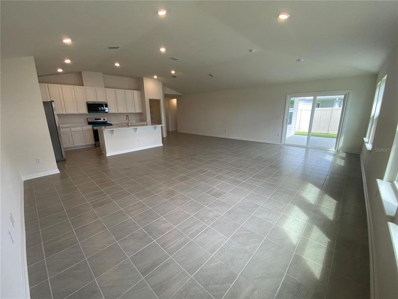 Spacious, unfurnished interior of a new home in Somerset - Executive Series, Palm Coast (Image 14).