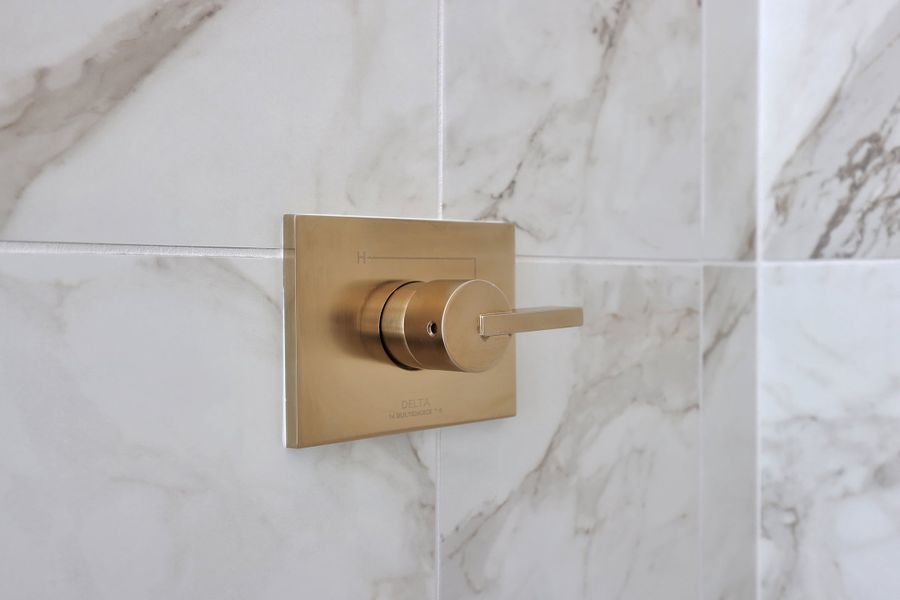 Representative interior finishes for a home built from the Sawyer by Riverside Homes in Mariposa at EverRange, Jacksonville (Image 85).