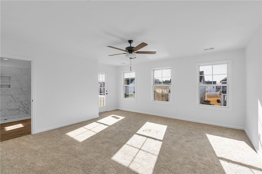 Spacious, unfurnished interior of a new home in Brownstone Park, Easley (Image 13).