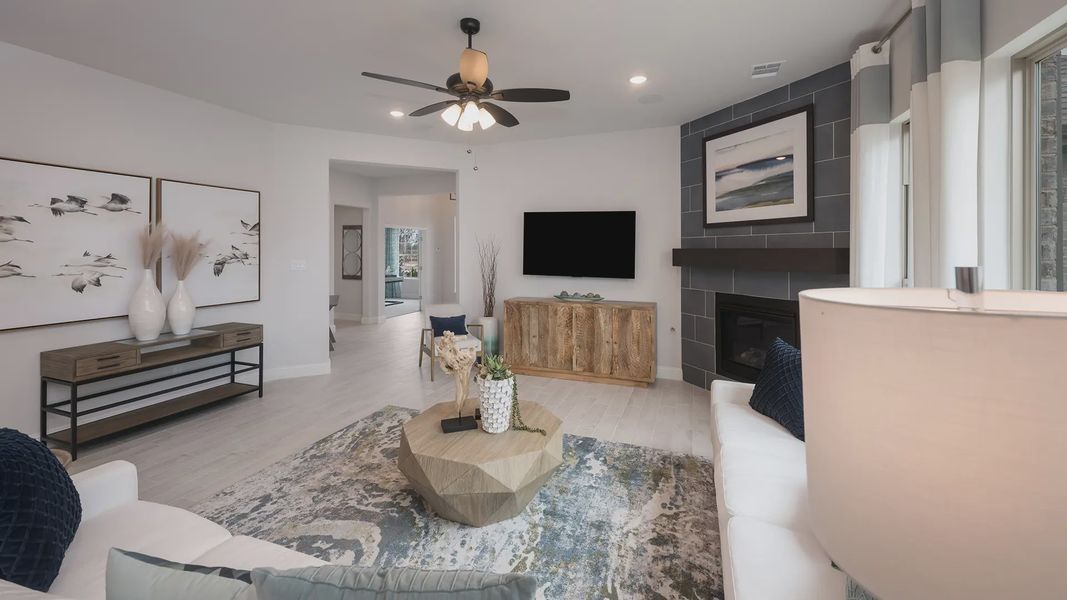 Furnished interior view inside a new home in Las Lomas, Forney (Image 19).