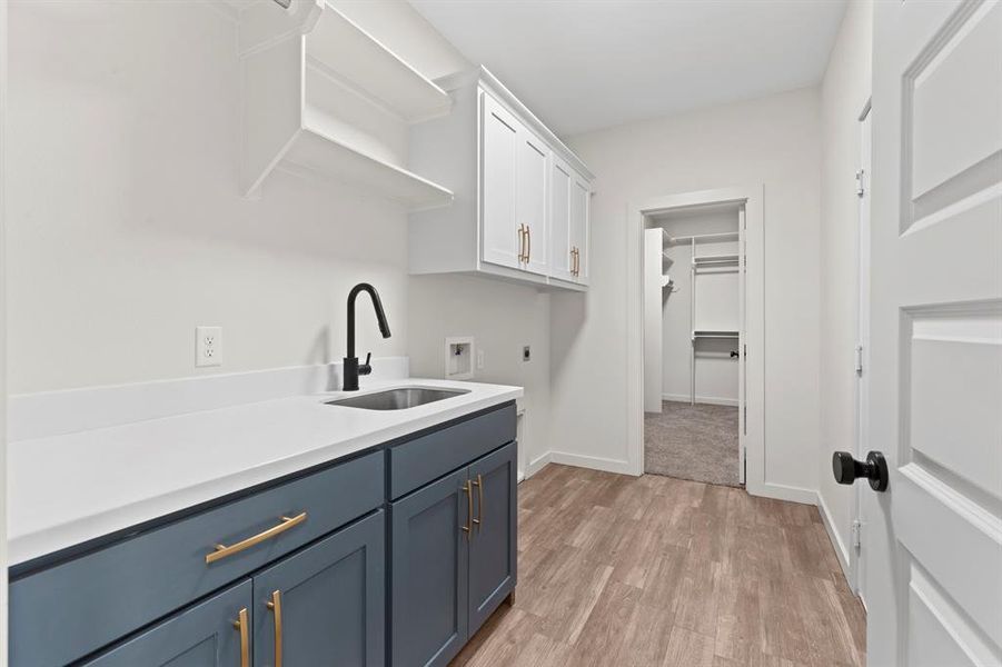 Furnished interior view inside a new home in , Lindale (Image 14).