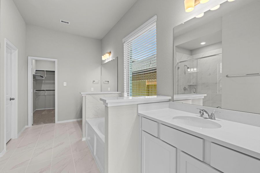 Furnished interior view inside a new home in Candela, Richmond (Image 15).