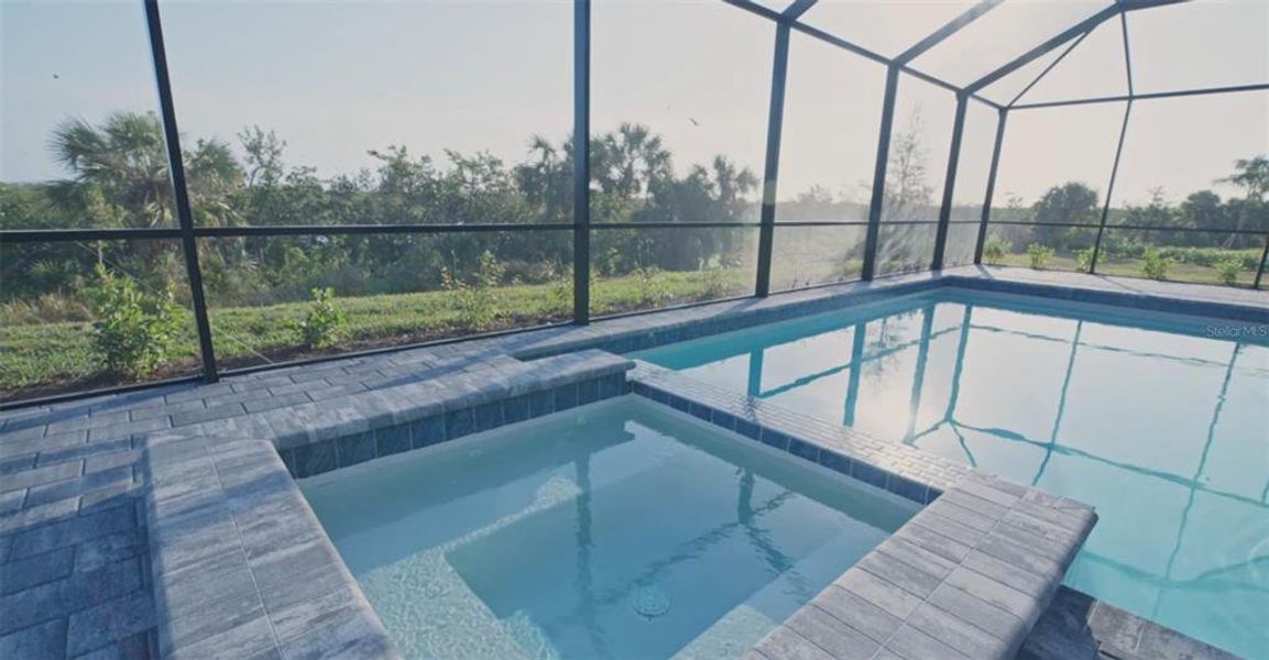 Exterior details and patio area of a home in , Port Charlotte (Image 3).