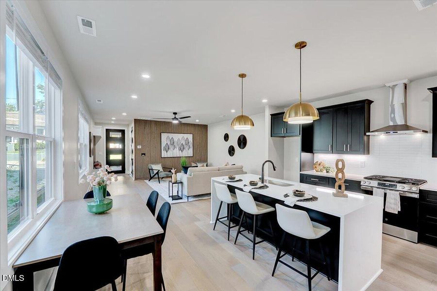 14-730 Hopkins St-14