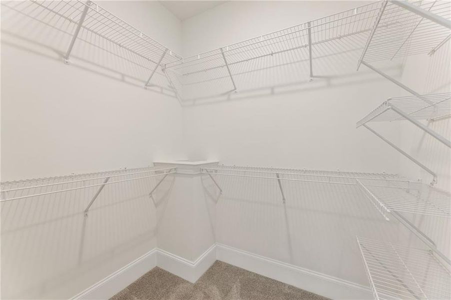 Spacious, unfurnished interior of a new home in Chattahoochee Reserve, Cumming (Image 70).