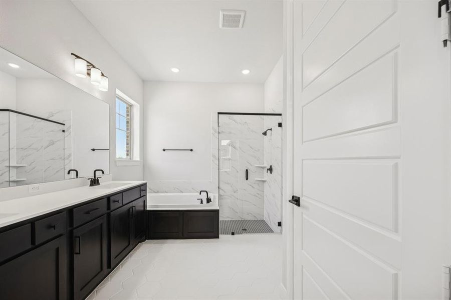 Furnished interior view inside a new home in Elements at Viridian - Garden Series, Arlington (Image 6). Furnished interior view inside a new home in Elements at Viridian - Garden Series, Arlington (Image 6).