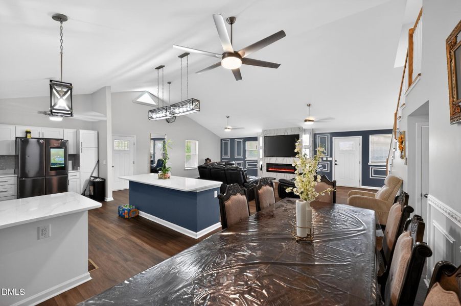 15_1696_James_Winston_Rd-Dining_room-794