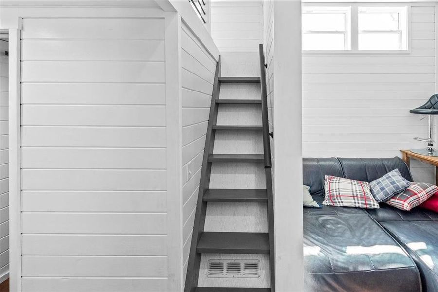 Image 17 of a home in .